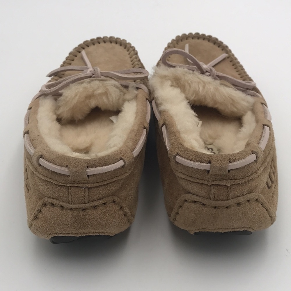 UGG Dakota Suede Slippers (youth size 5) - Picture 5 of 8